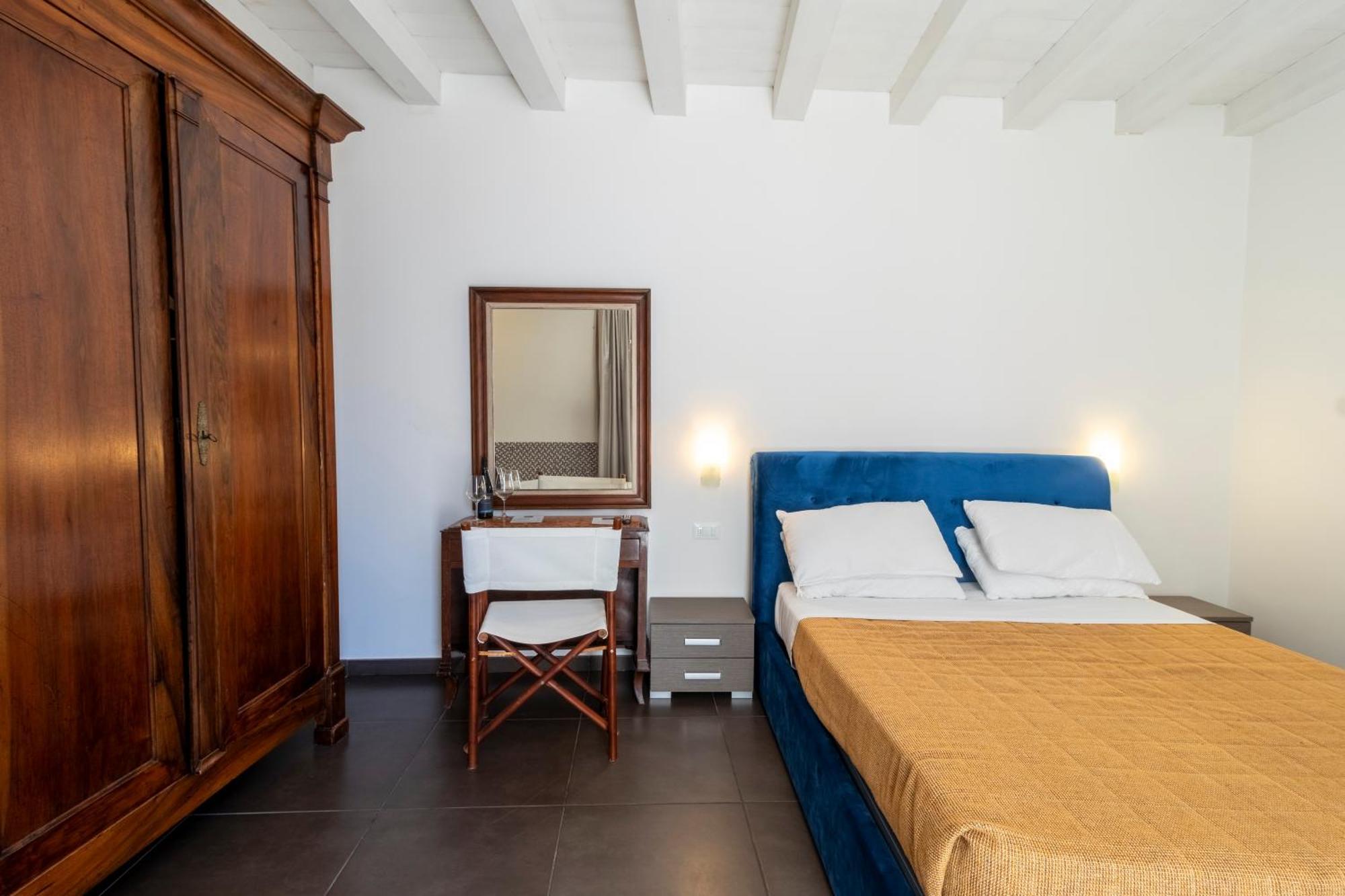 Palazzo Cavour Bed and Breakfast Lecce Exteriör bild